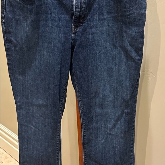 Levi's 525 Dark Blue Straight Leg Women's Jeans - Picture 2 of 5